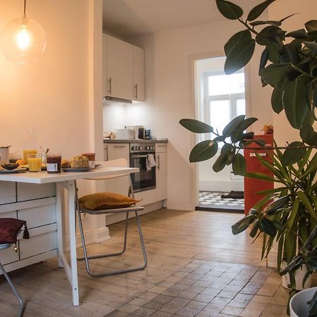 Doppelbett In Heller Wohnung Hamburgo Exterior foto