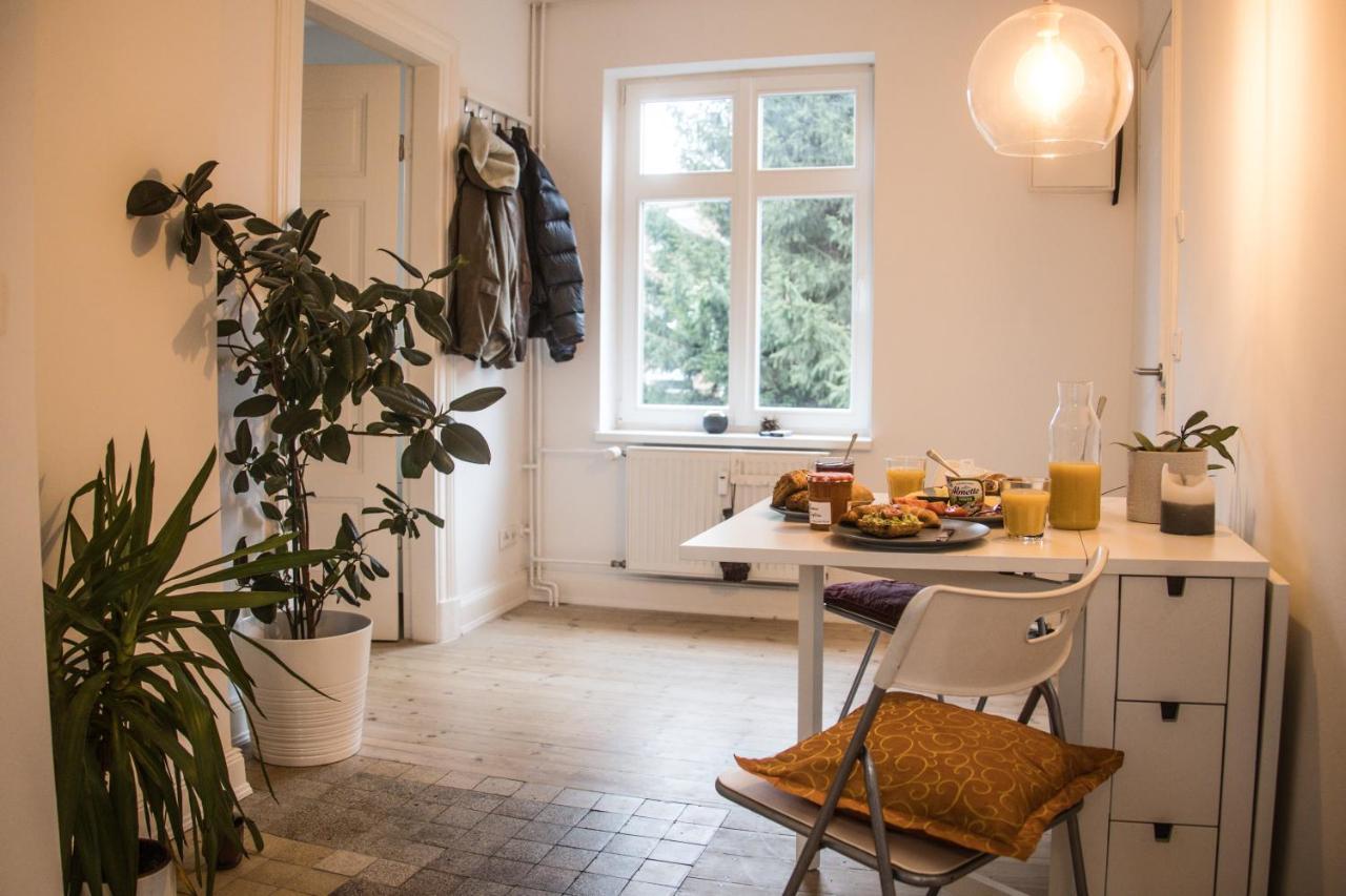 Doppelbett In Heller Wohnung Hamburgo Exterior foto